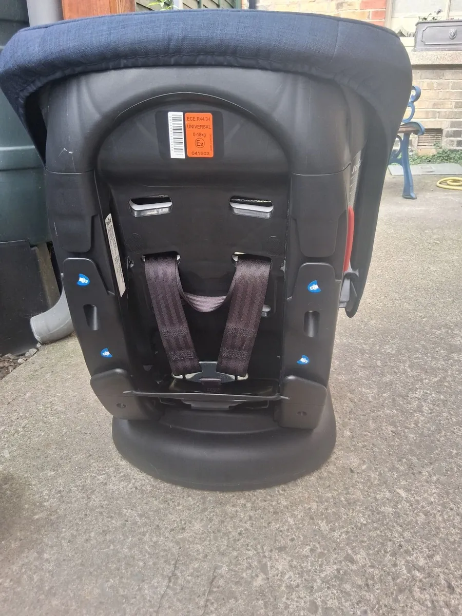 Child Car Seat - Image 3