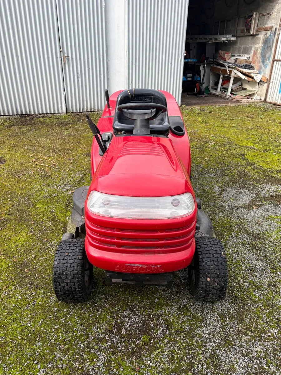 Ride on lawnmower - Image 2