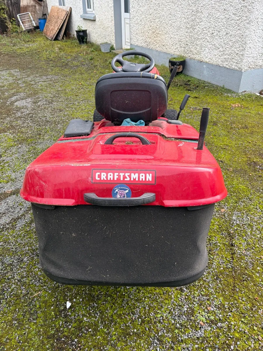 Ride on lawnmower - Image 3