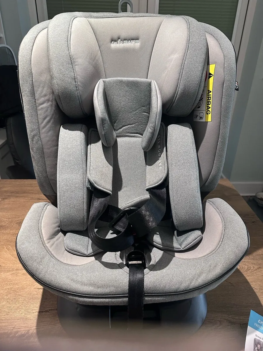 Baby kids Car seat - Image 1