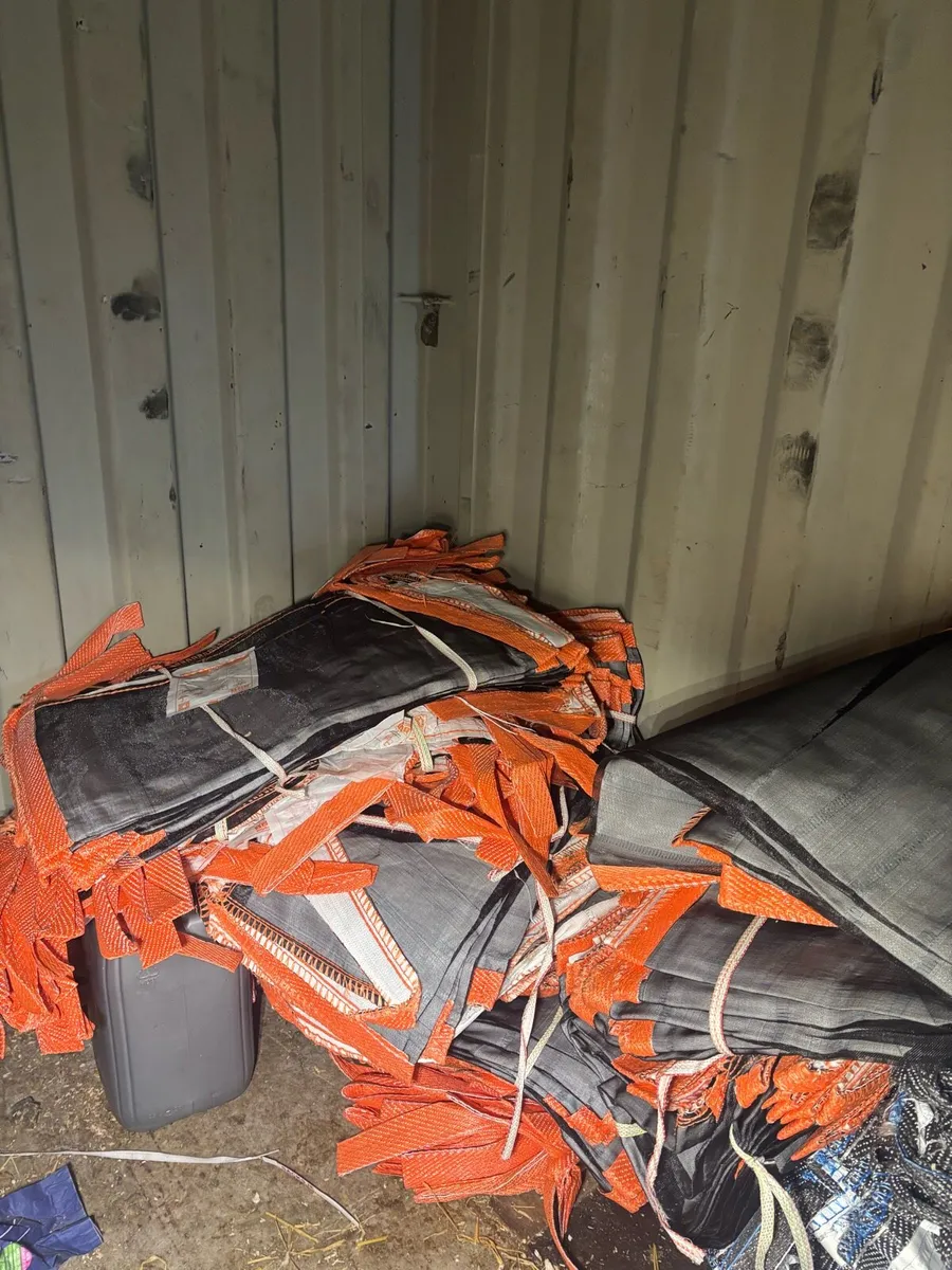 Tonne Bags & Small Bags - Image 1