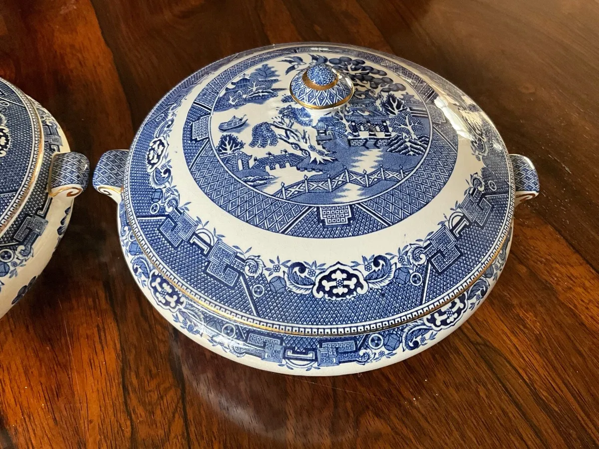 Pr. Willow Pattern Vegetable Tureens ARKLOW. - Image 4