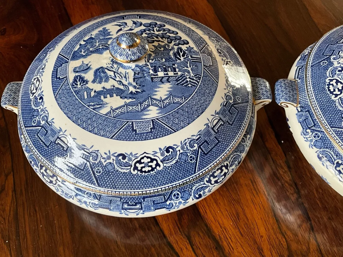 Pr. Willow Pattern Vegetable Tureens ARKLOW. - Image 3