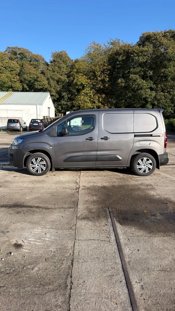 2021 (212) Grey Citroen Berlingo , LOW MILES - Image 2