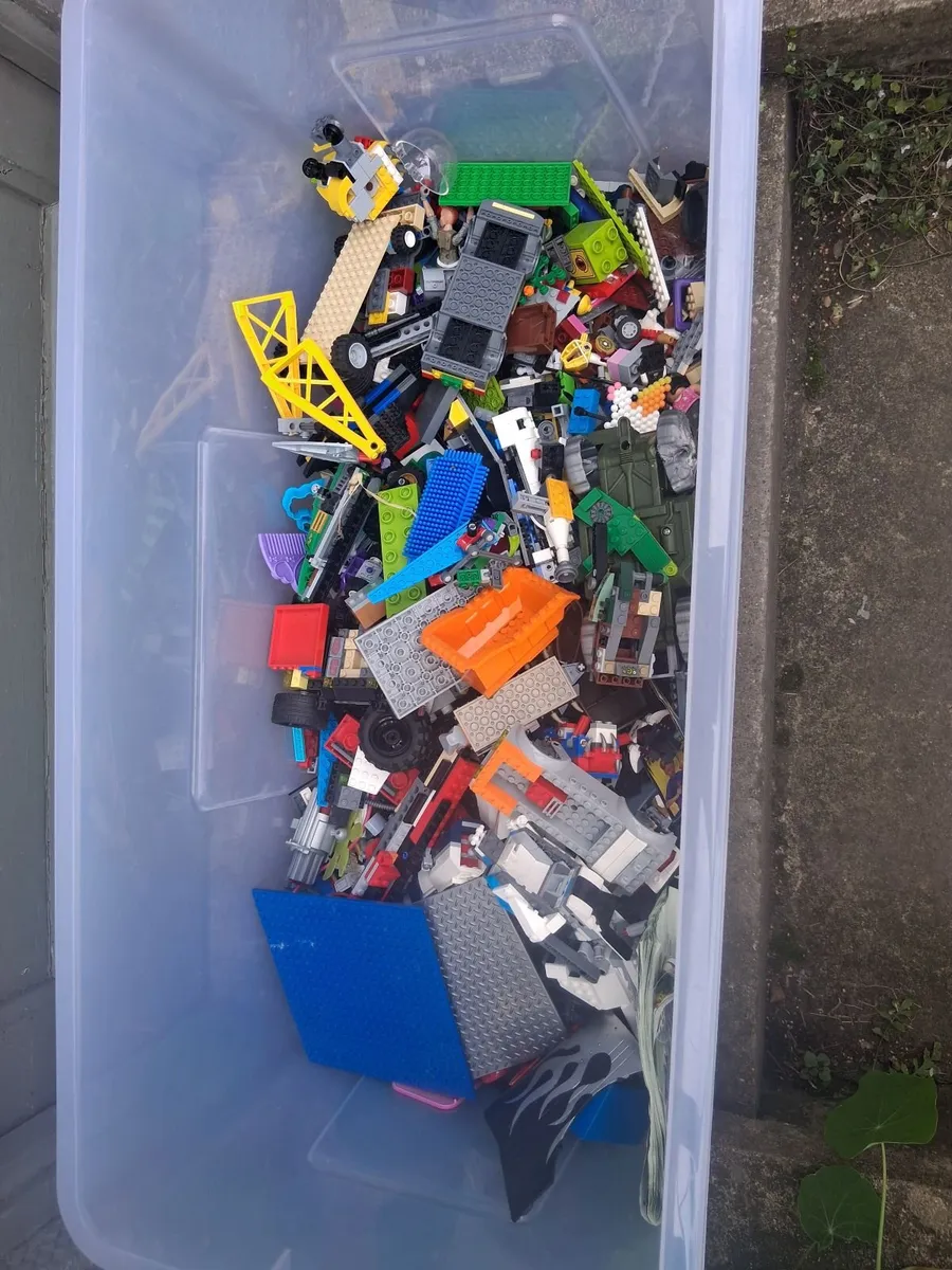 Lego - Image 2
