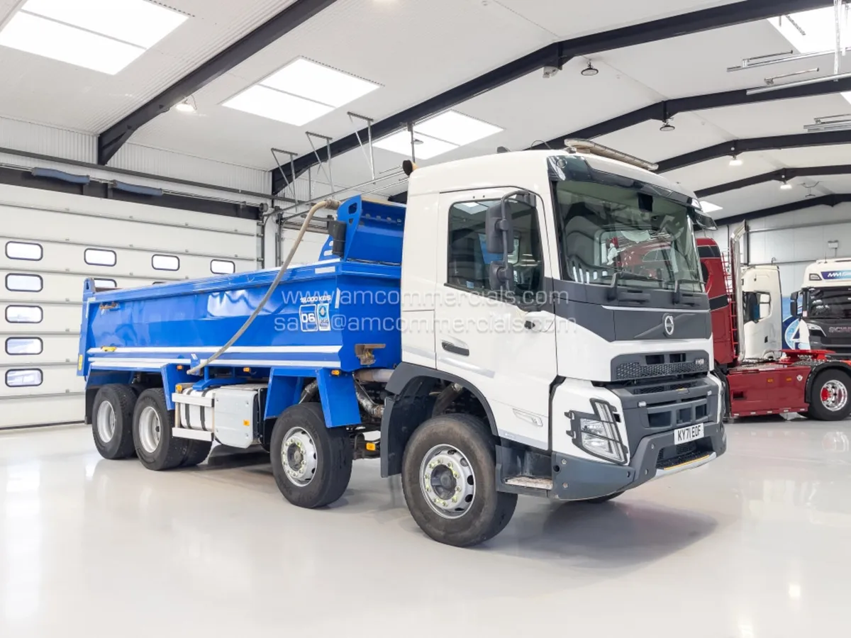 2021 VOLVO FMX 420 TIPPER - Image 1