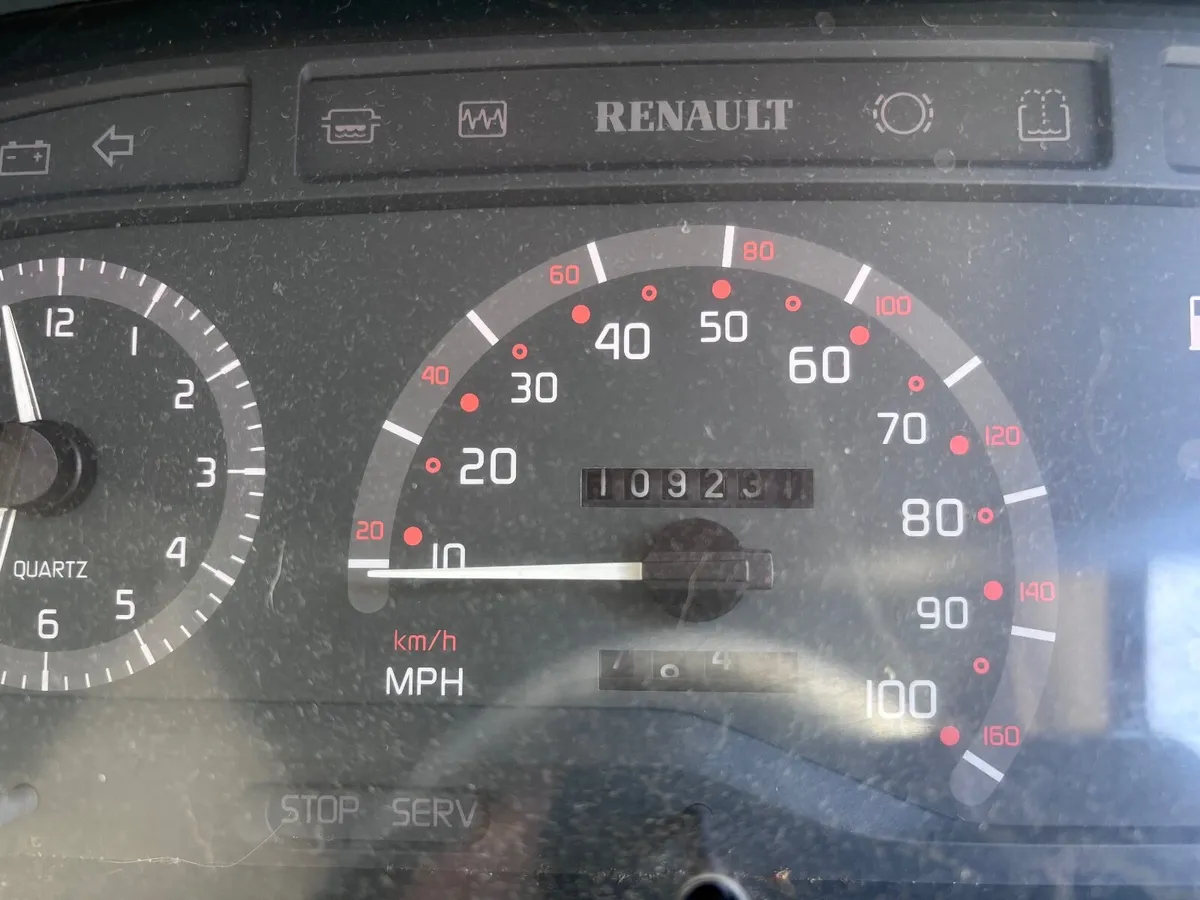 1996 Renault Traffic Camper - Image 2
