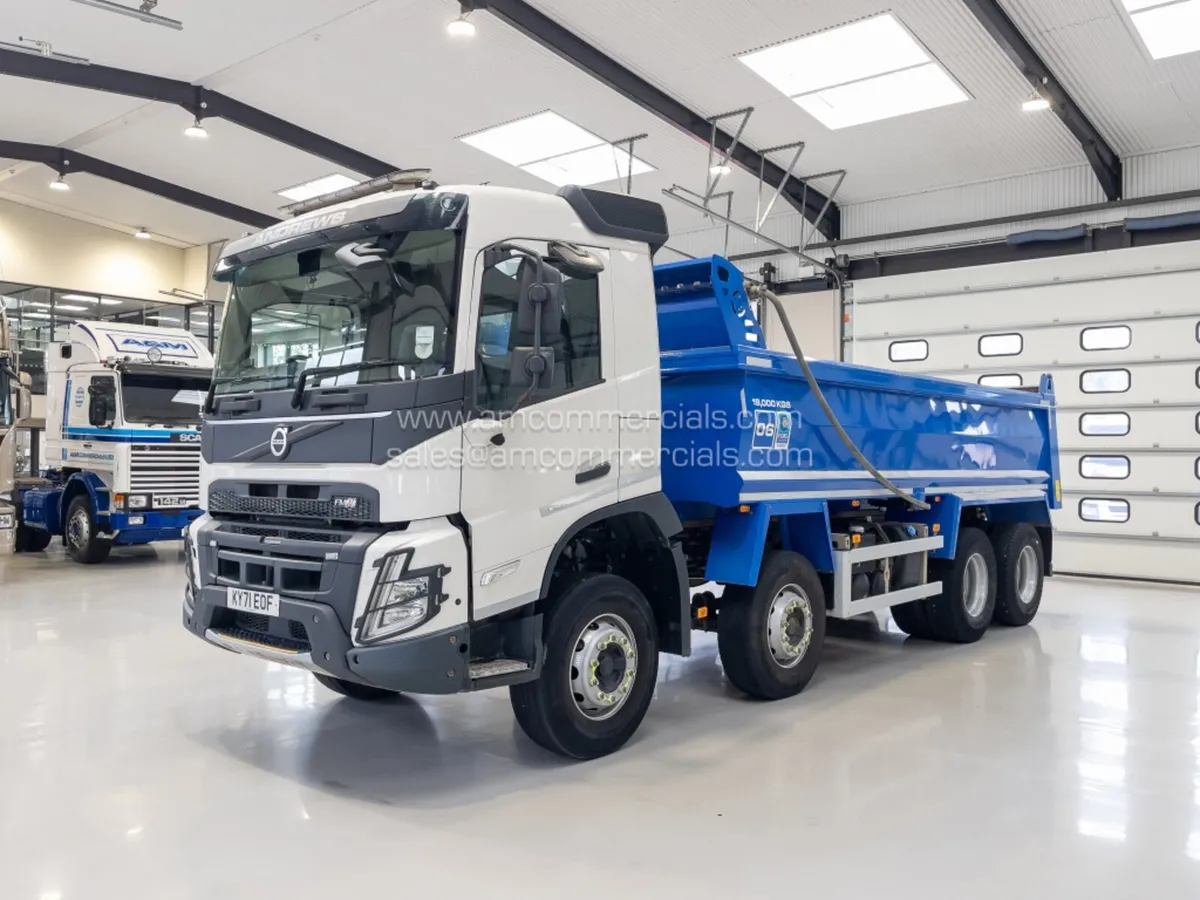 2021 VOLVO FMX 420 TIPPER - Image 4
