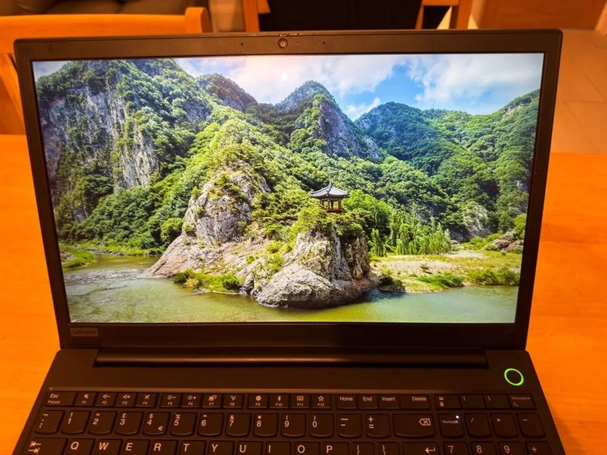 Lenovo Thinkpad E15 core i5 gen10 - Image 3
