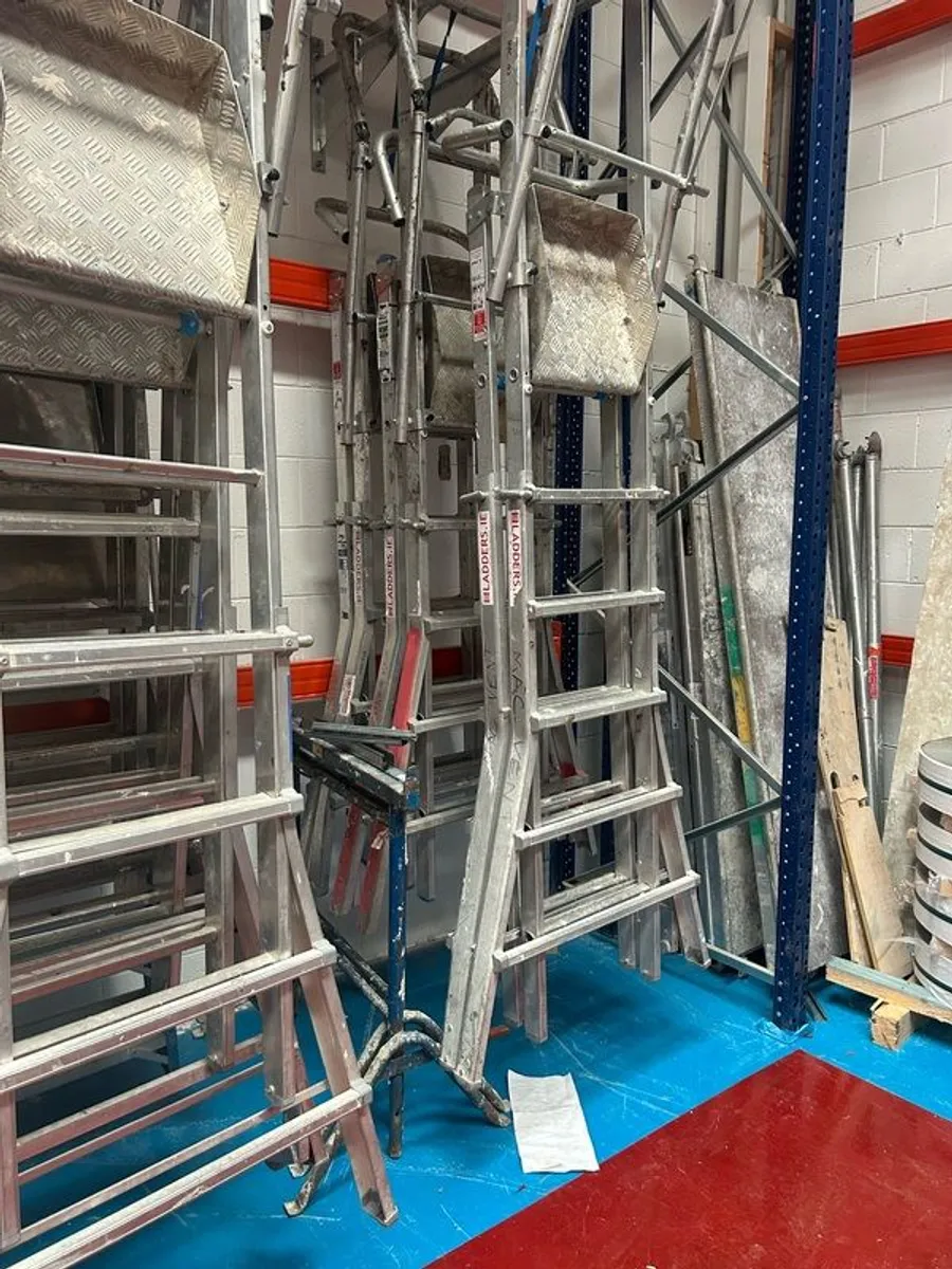 6x Podium Ladder - Image 2