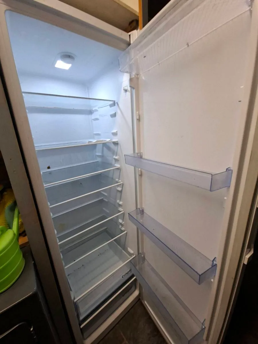 Lader Fridge - Image 2