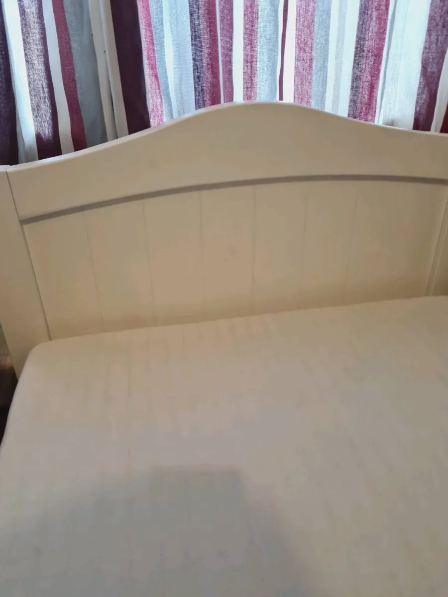 Nested Sorrento Cot bed - Image 1