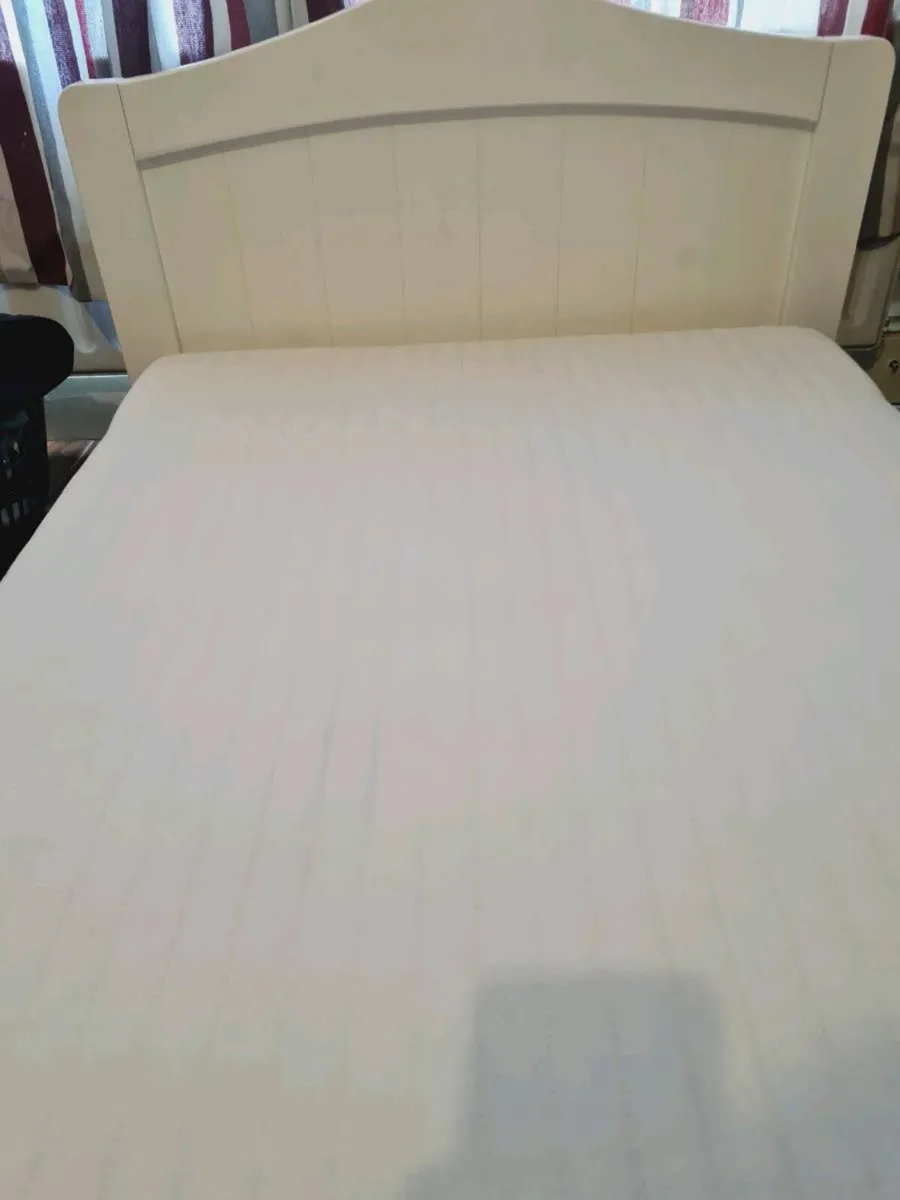 Nested Sorrento Cot bed - Image 2