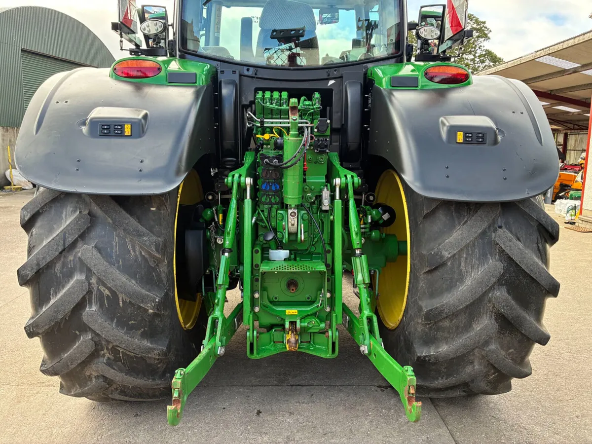 John Deere 6R215 - Image 2
