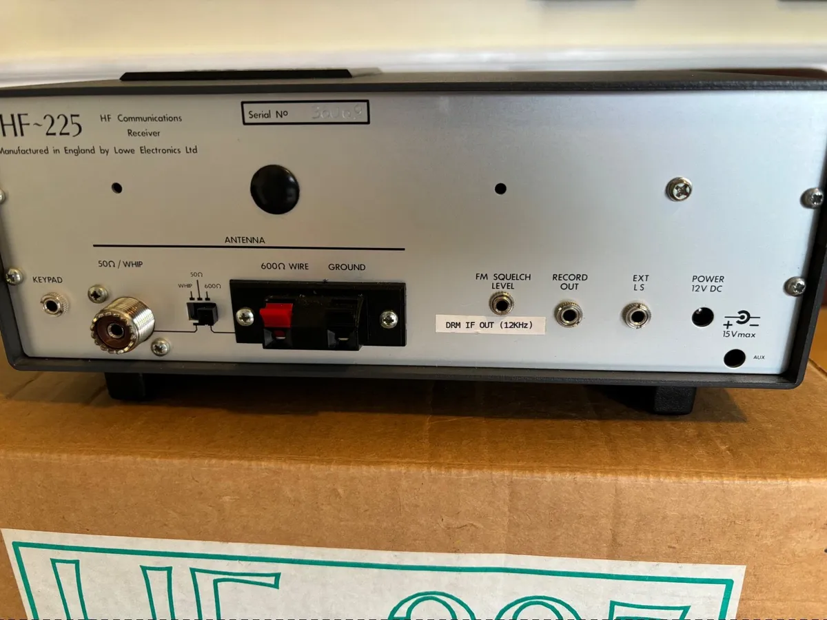Shortwave Radio Receiver - Image 2