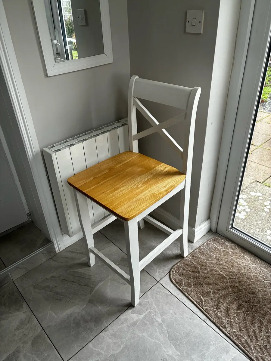 High stools - Image 3