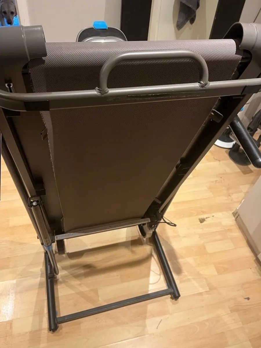 Folding magnetic walking treadmill - Image 2