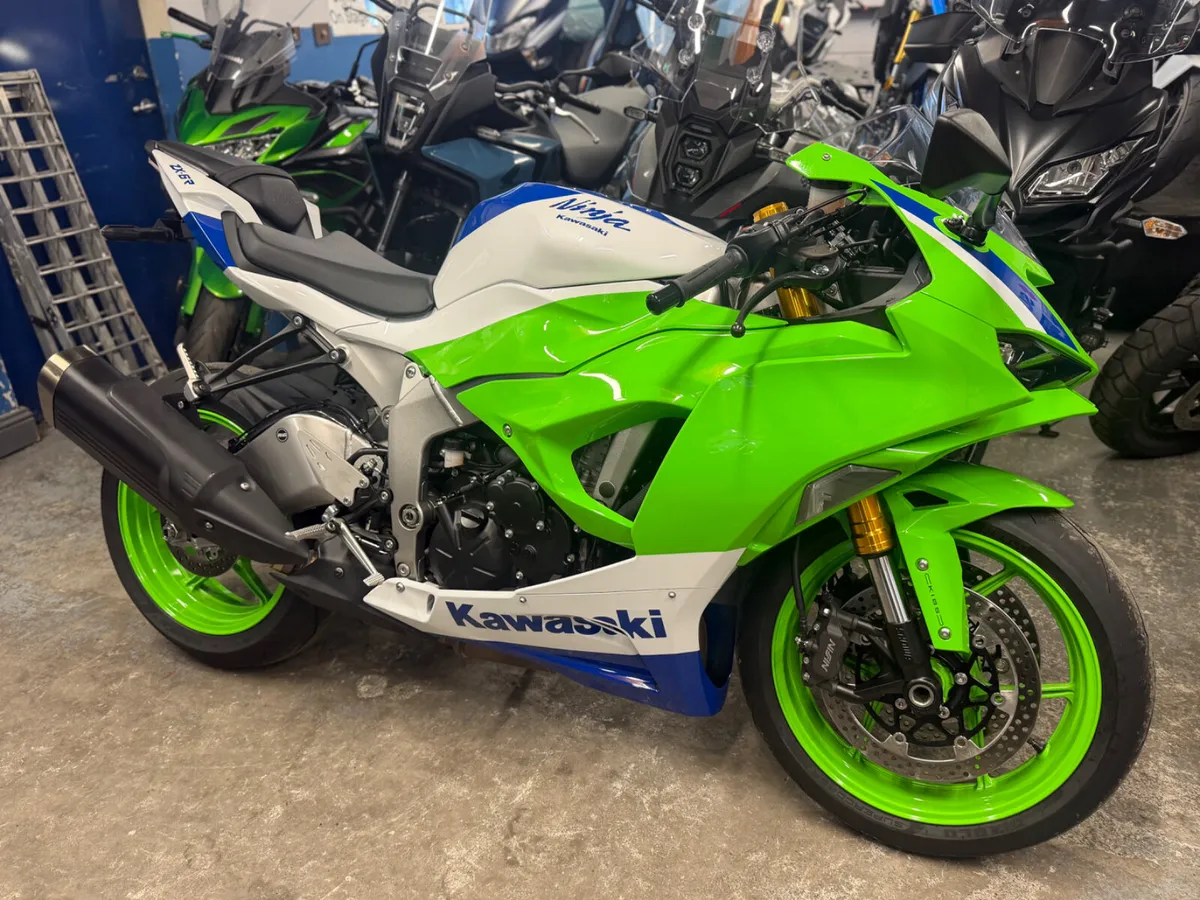 2024 KAWASAKI ZX6R (40th Anniversary Edition) - Image 2