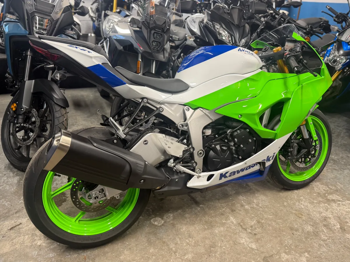 2024 KAWASAKI ZX6R (40th Anniversary Edition) - Image 3