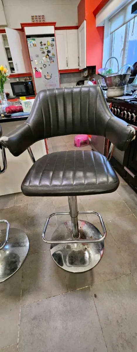 Bar stool - Image 2