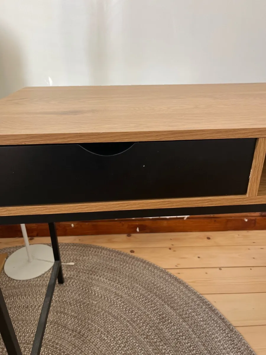 Desk - Image 2