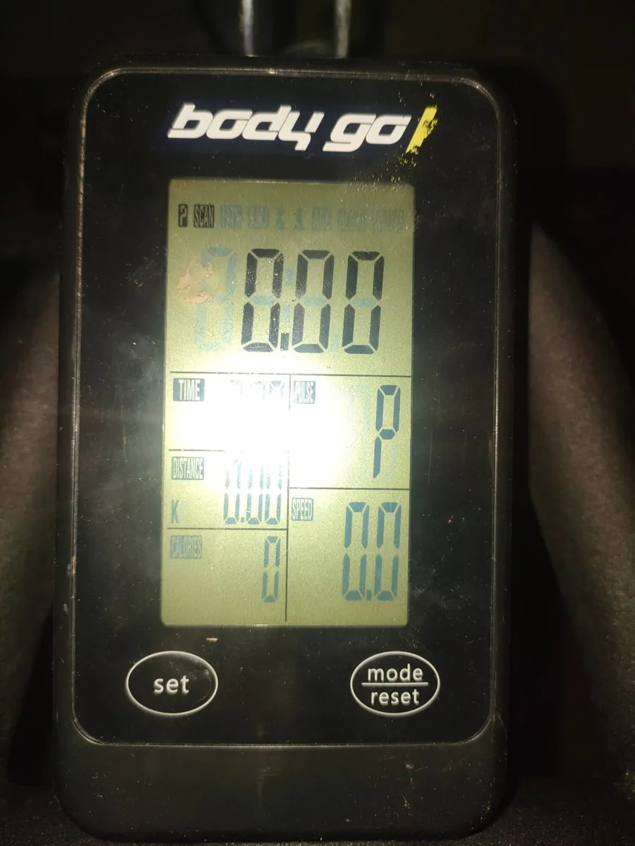 Body Go - deluxe exercise bike - Image 2