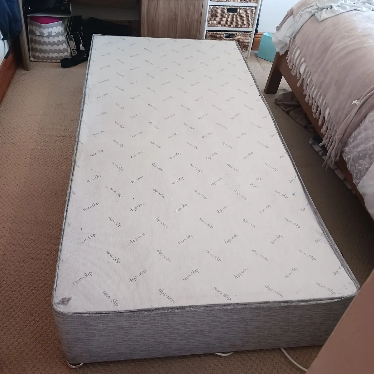 Divan bed base - Image 1