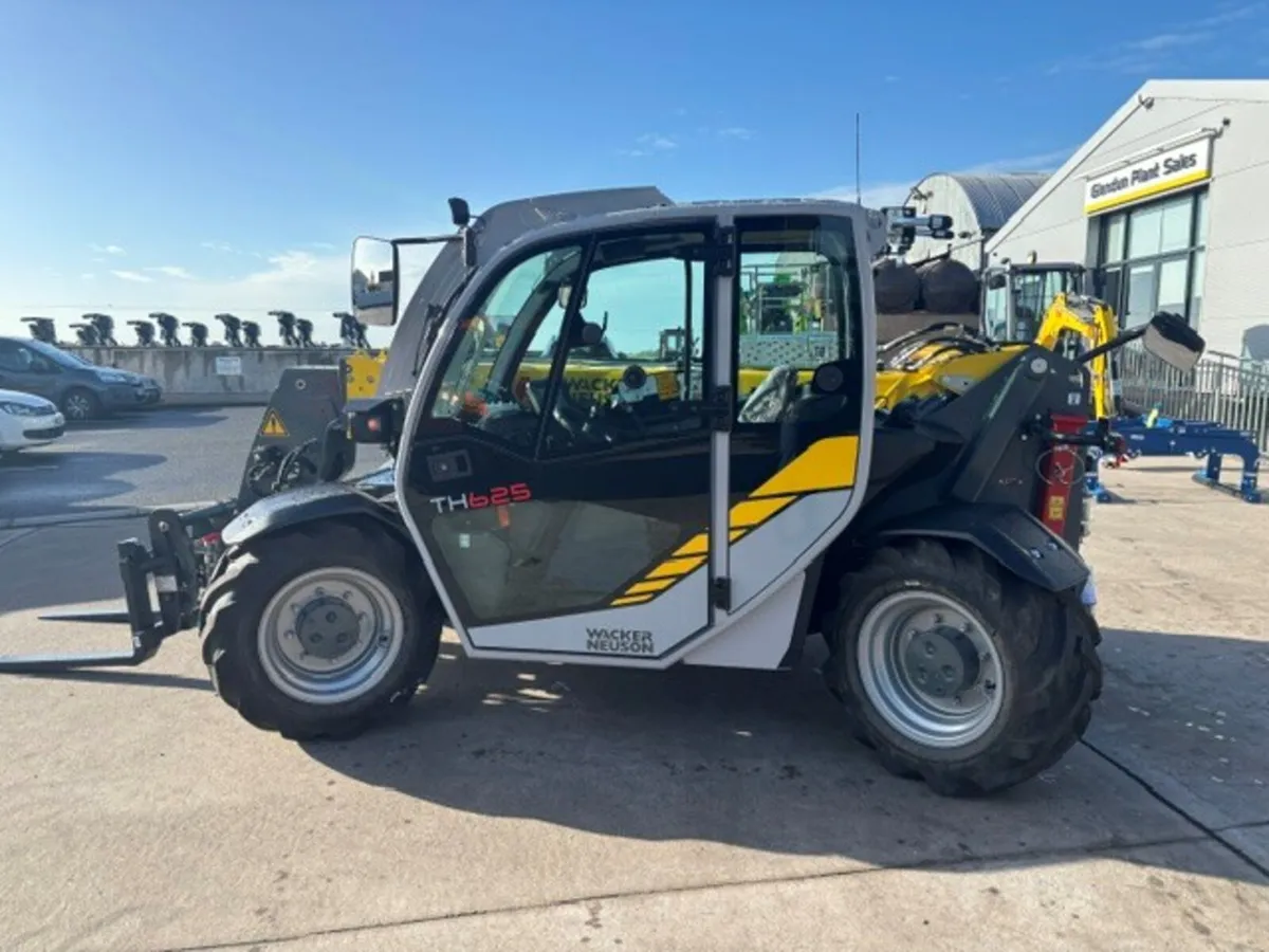 telehandlers - Image 4