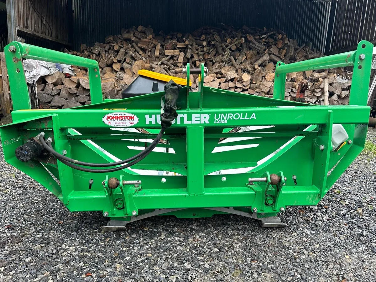hustler bale feeder - Image 1