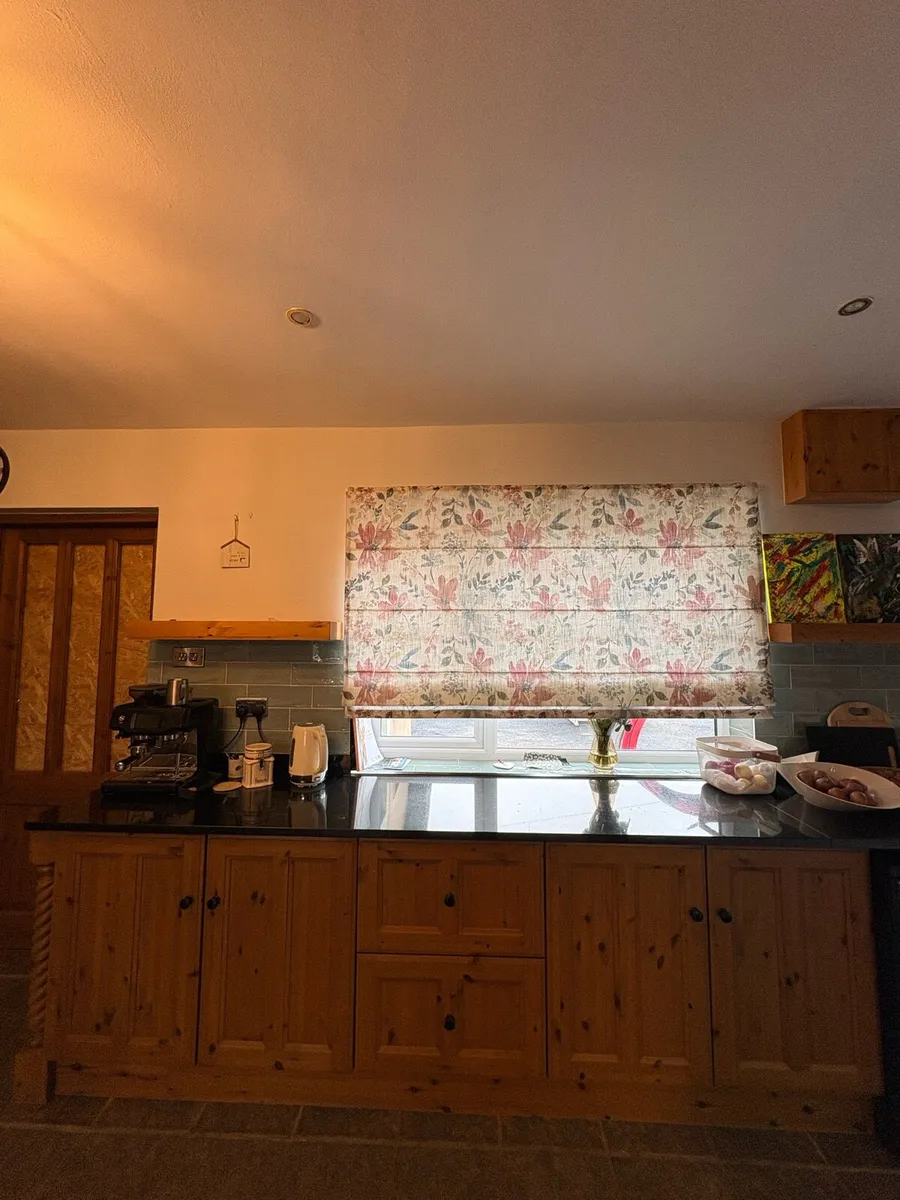 Pine kitchen - Image 2
