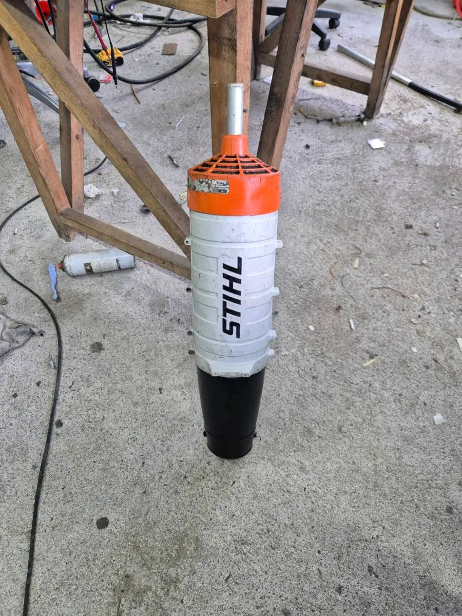 Stihl BG-km blower attachment - Image 2