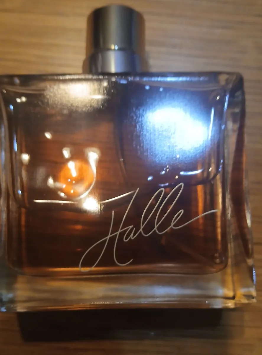 Halle by Halle Berry perfume - Image 2