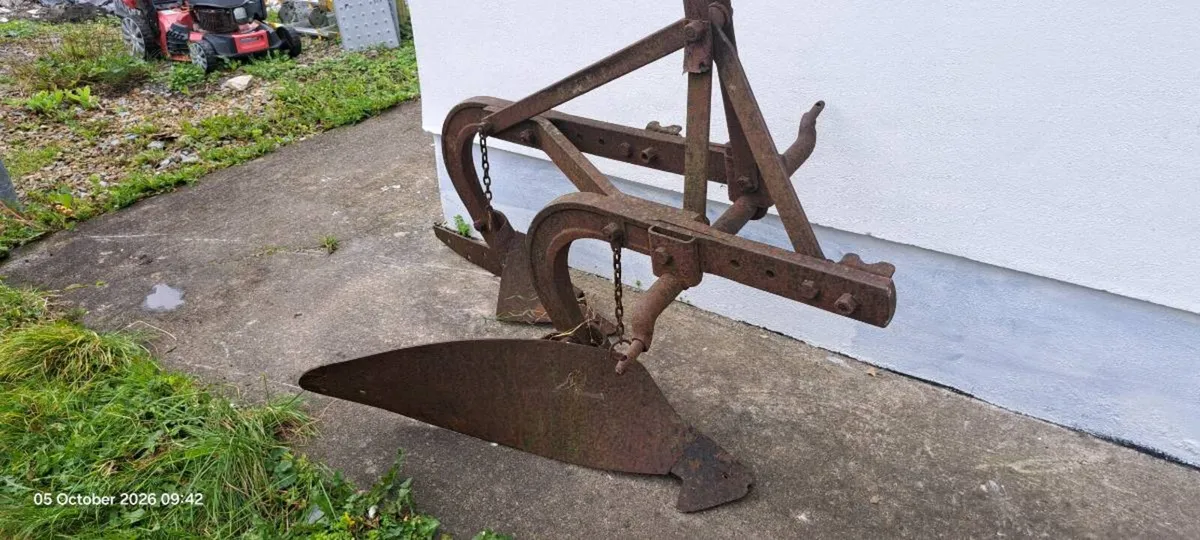 2 furrow plough - Image 1