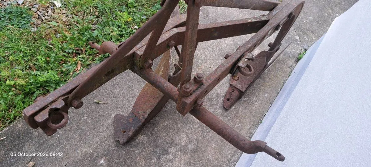 2 furrow plough - Image 2