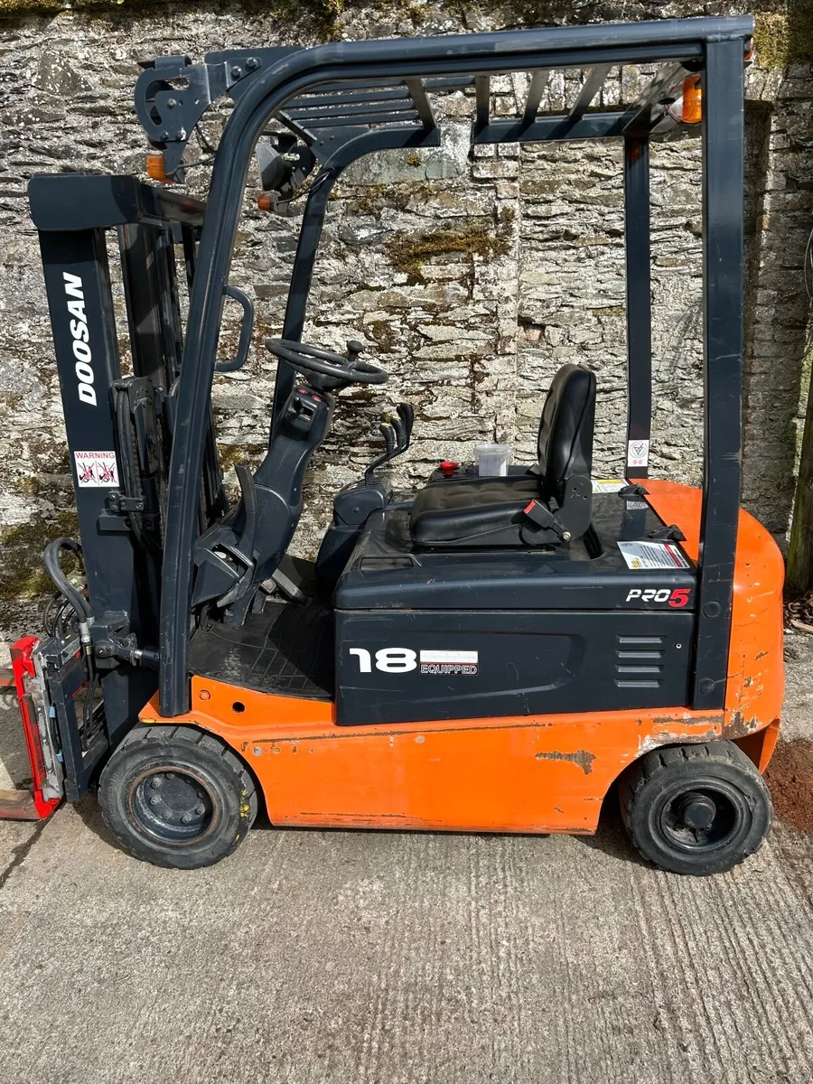 Electric Forklift - Image 1
