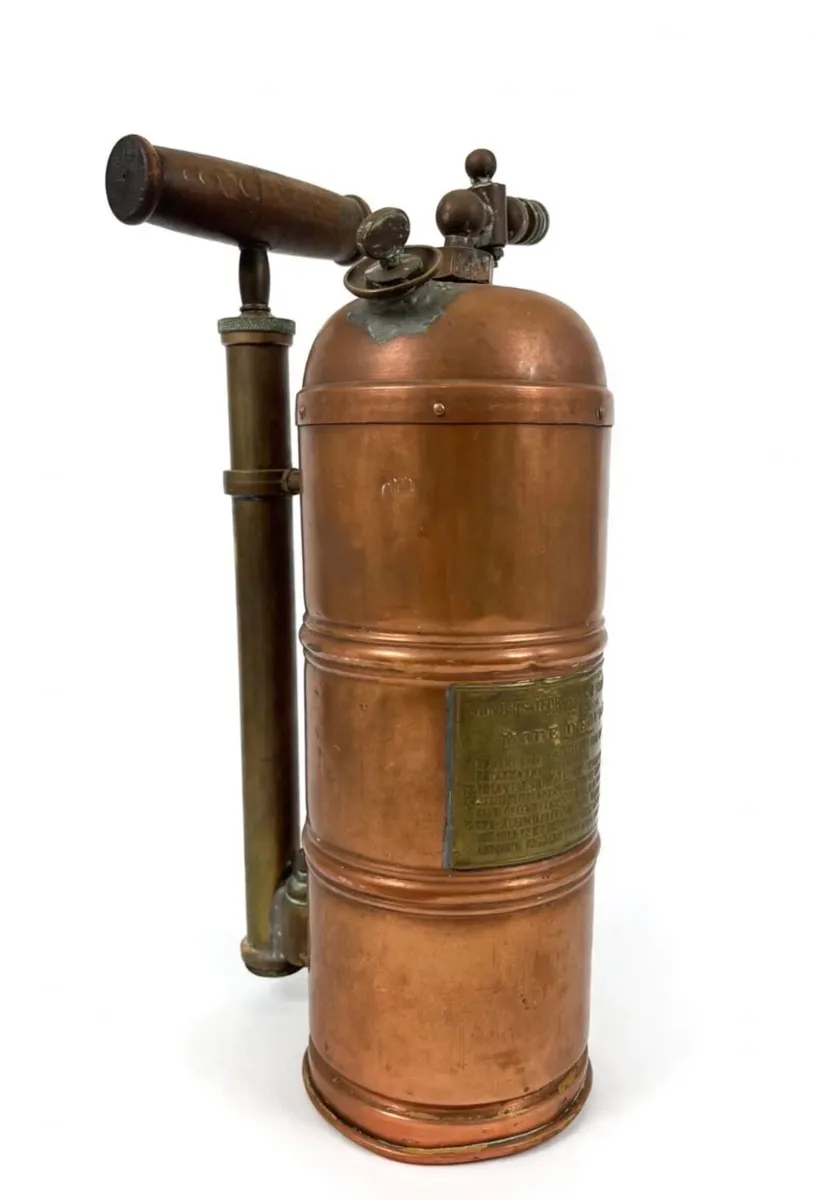 Antique French horticultural pressure sprayer - Image 1