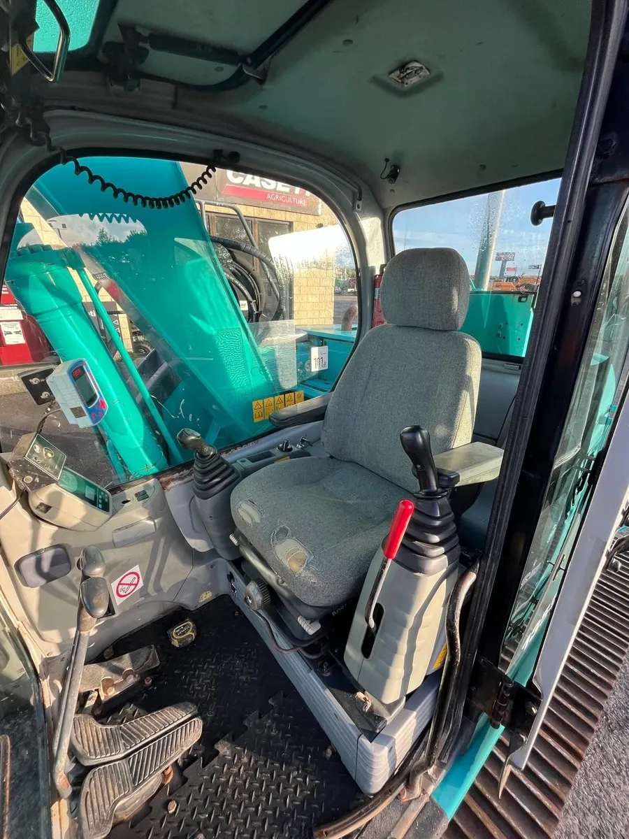 2004 Kobelco 135 SR - Image 3