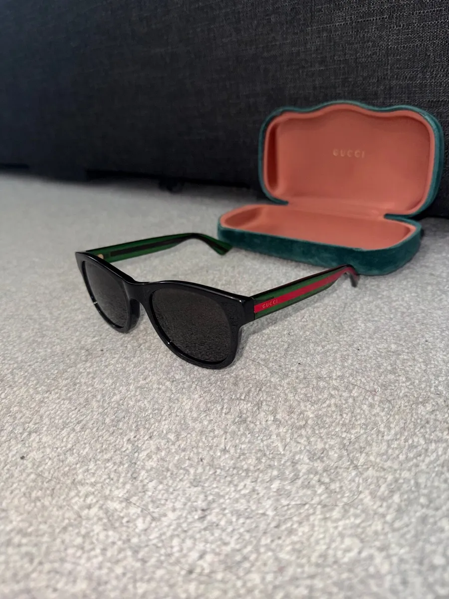 Gucci Mens sunglasses - Image 2
