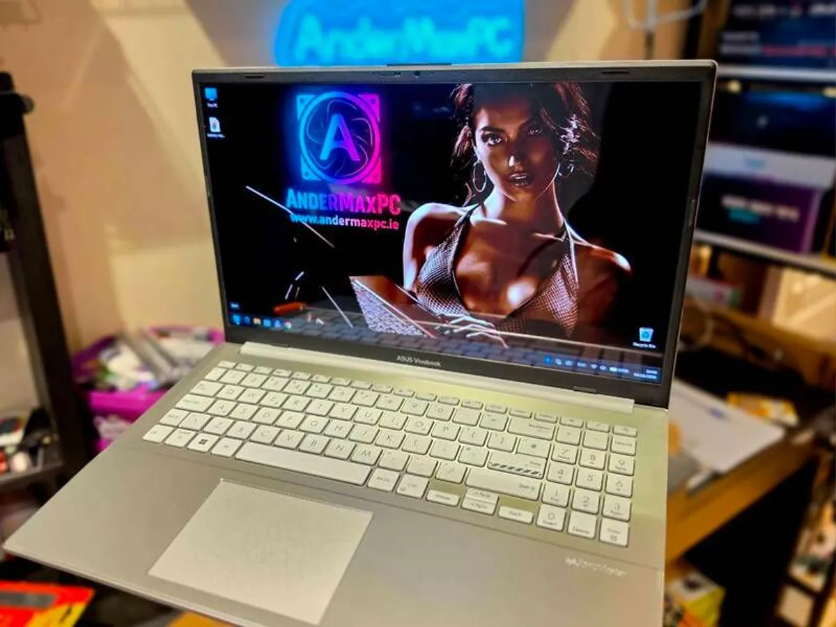 Laptop Vivobook Go 15 OLED - Image 1