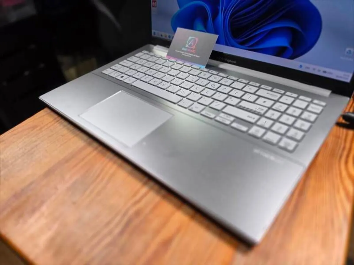 Laptop Vivobook Go 15 OLED - Image 3