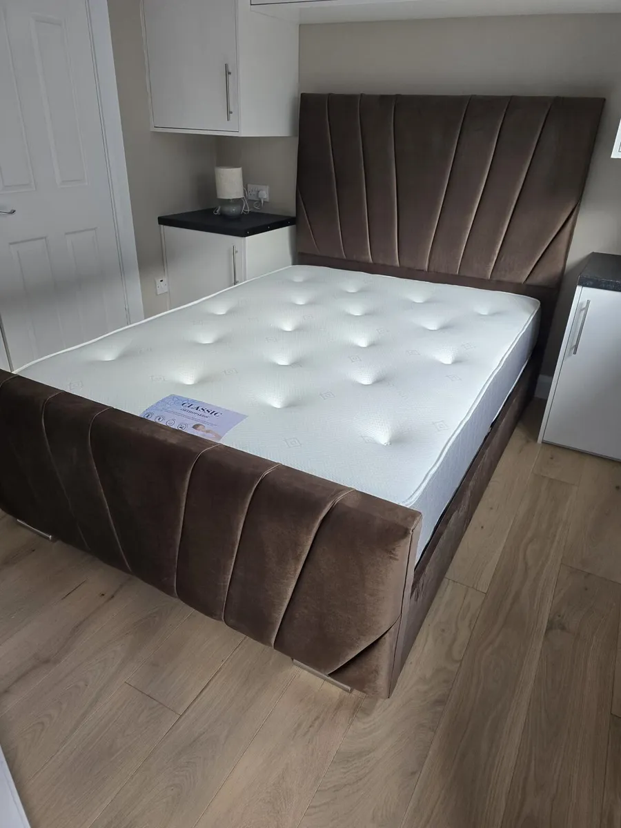 Bed - Image 4