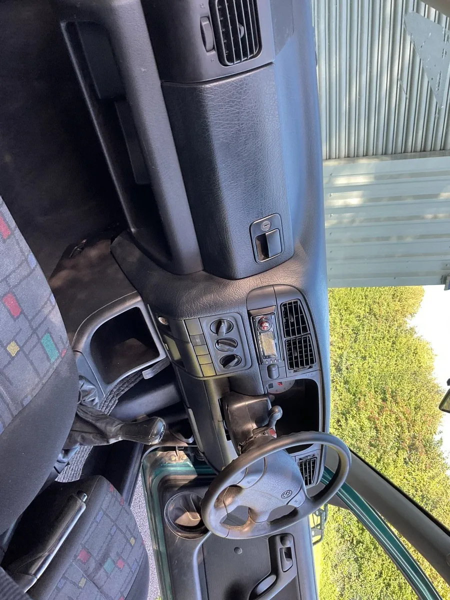 1997 VW Golf petrol - Image 3