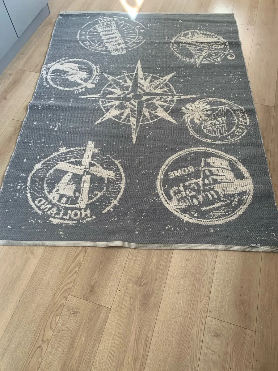 Wool rug - Image 1