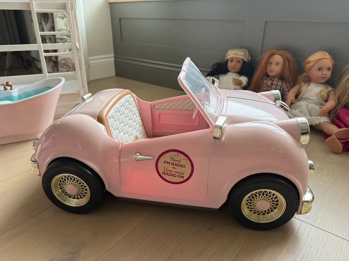 Our Generation Car/Motarbike/Bed/Dolls Bundle - Image 2