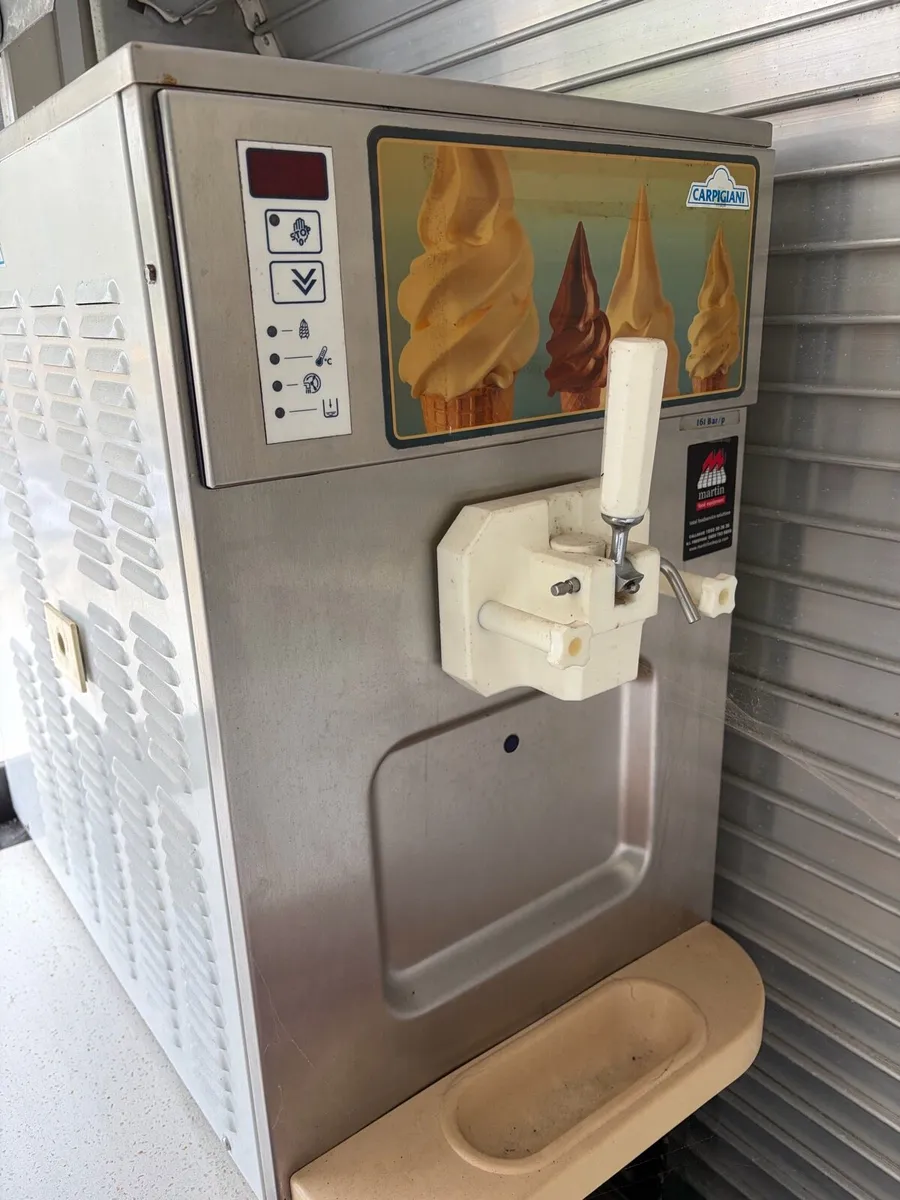 Caprigiani Countertop IceCream Machine - Image 1