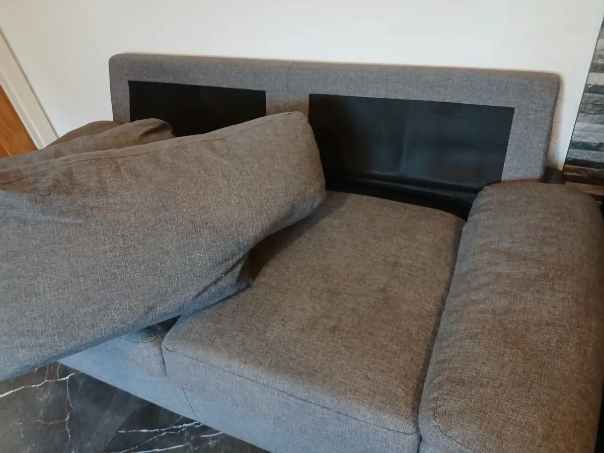 2 seater Sofa - Image 2
