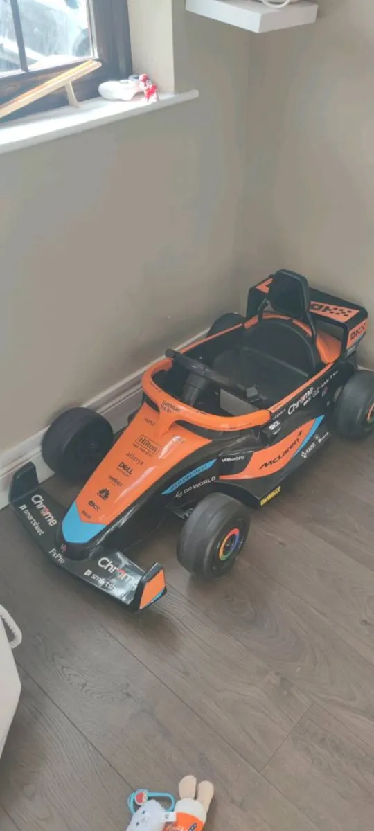 12v kids ride on F1 car - Image 1