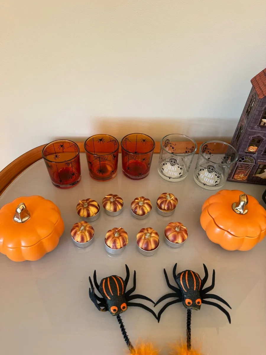 Halloween Decorations - Image 2