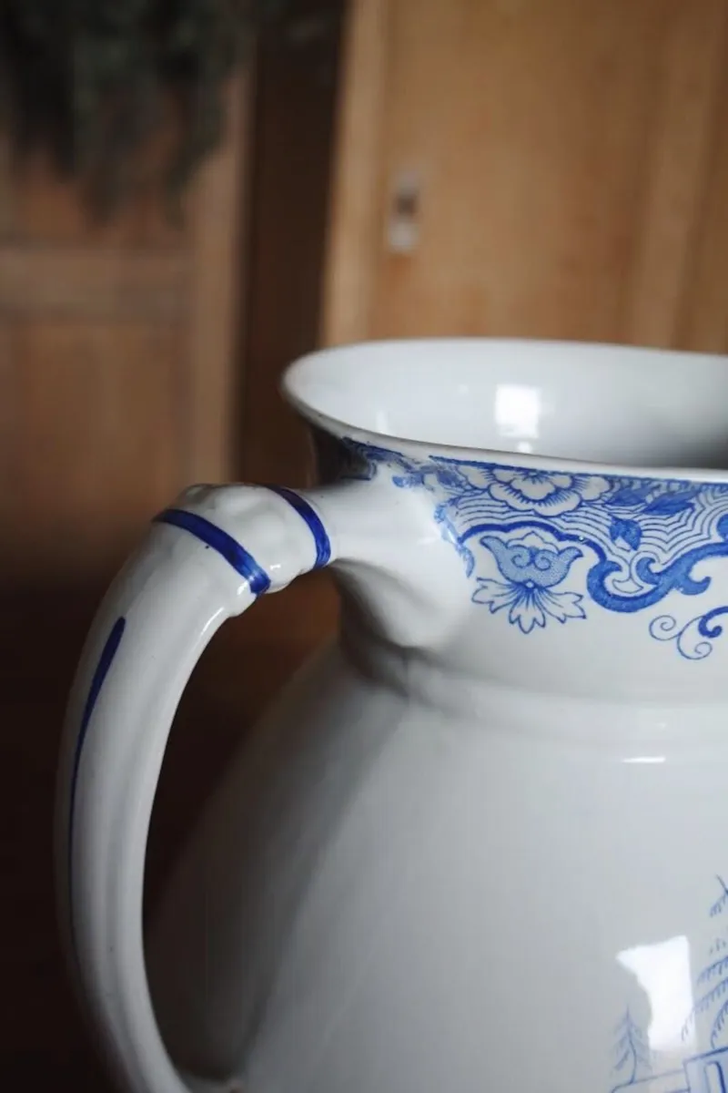 Large Antique china Wash Jug - Image 2