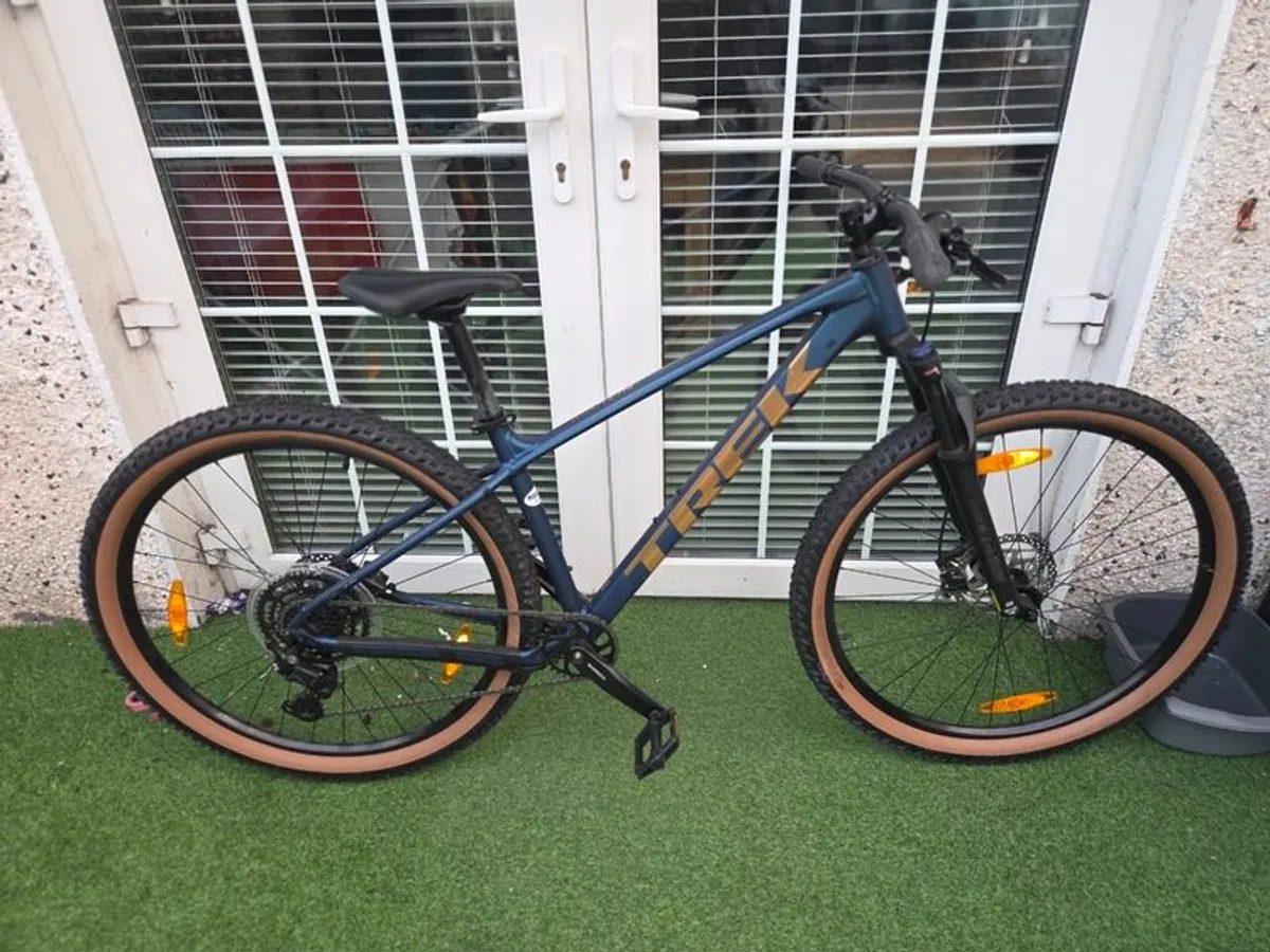 Trek Marlin 5 - Image 1